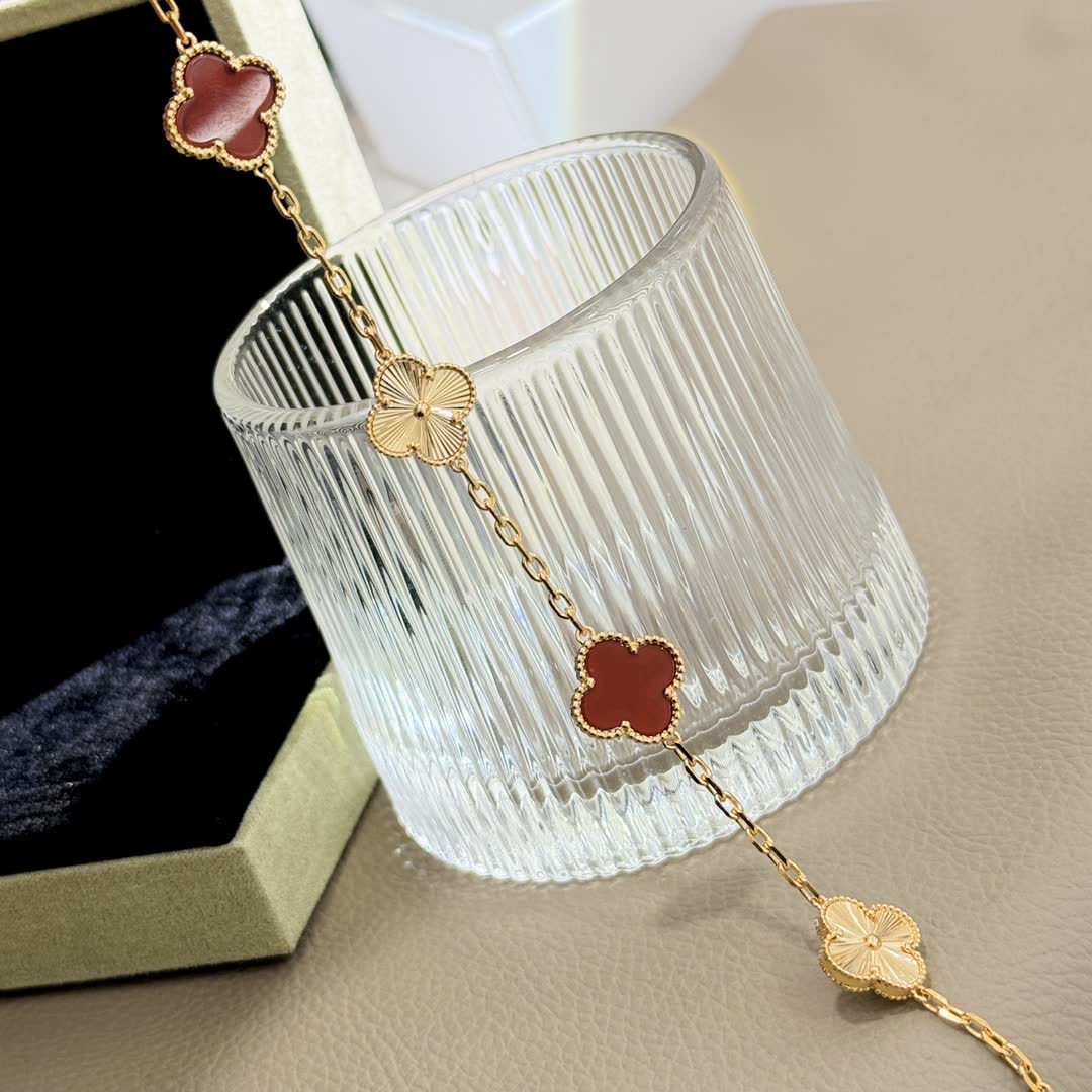 Van Cleef & Arpels Vintage Alhambra Bracelet